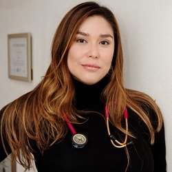 Dra. Andrea Jiménez Borrero